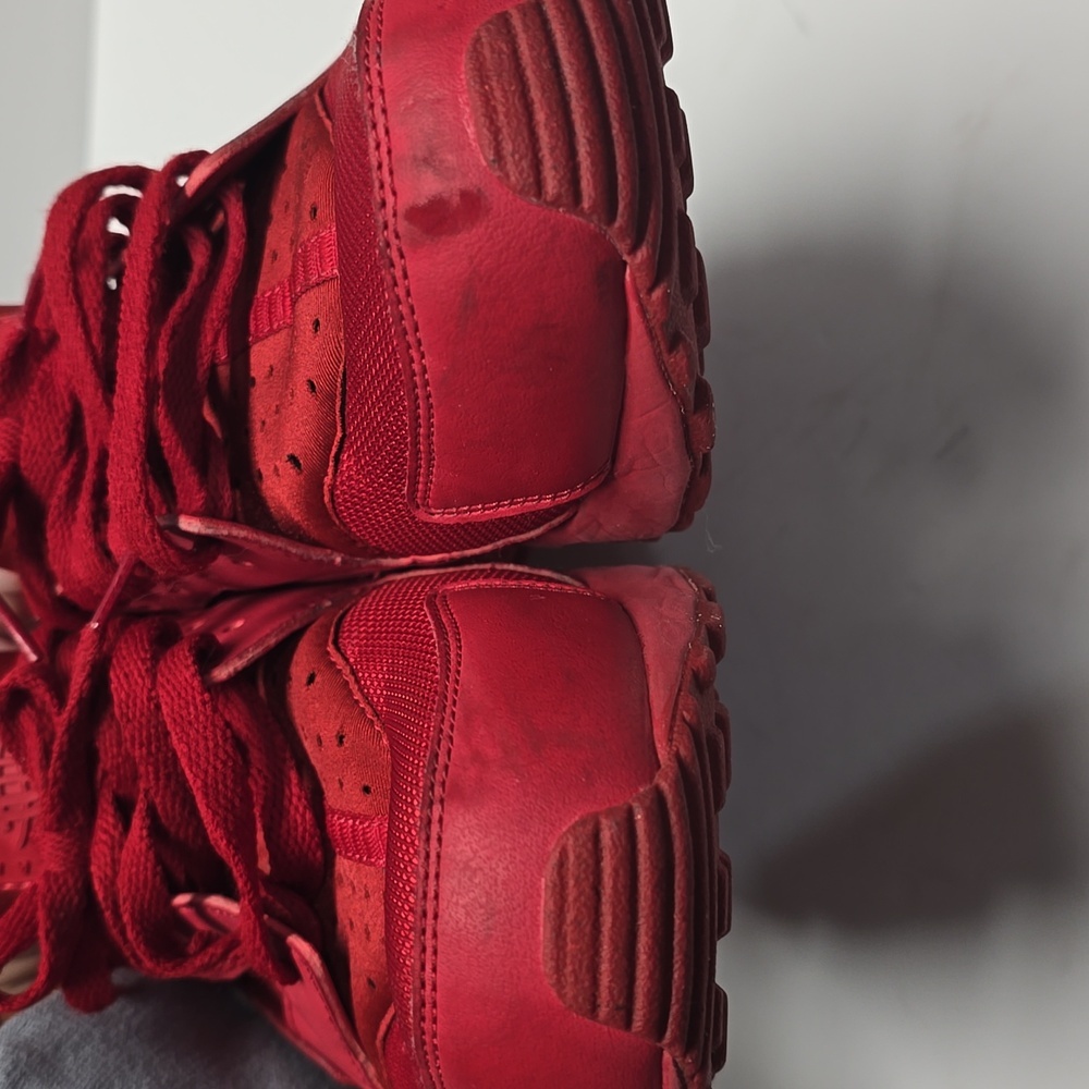 {Nike} Air Huarache in Gym Red - Size 9.5 - Picture 15 of 16